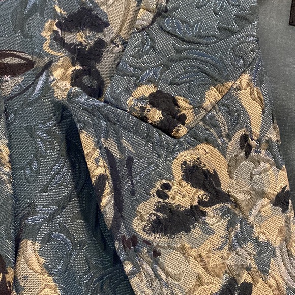 Floral Jacket - Picture 7 of 11